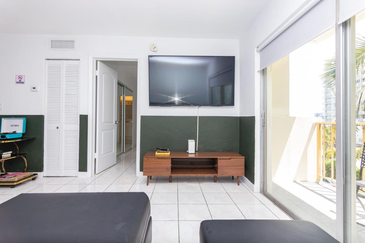 One Bedroom Apartment - With Parking & Balcony - Heart Of Wynwood Miami Extérieur photo